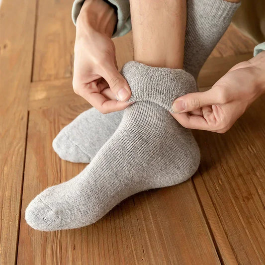 Cozy Wool Winter Socks (3 Pairs)