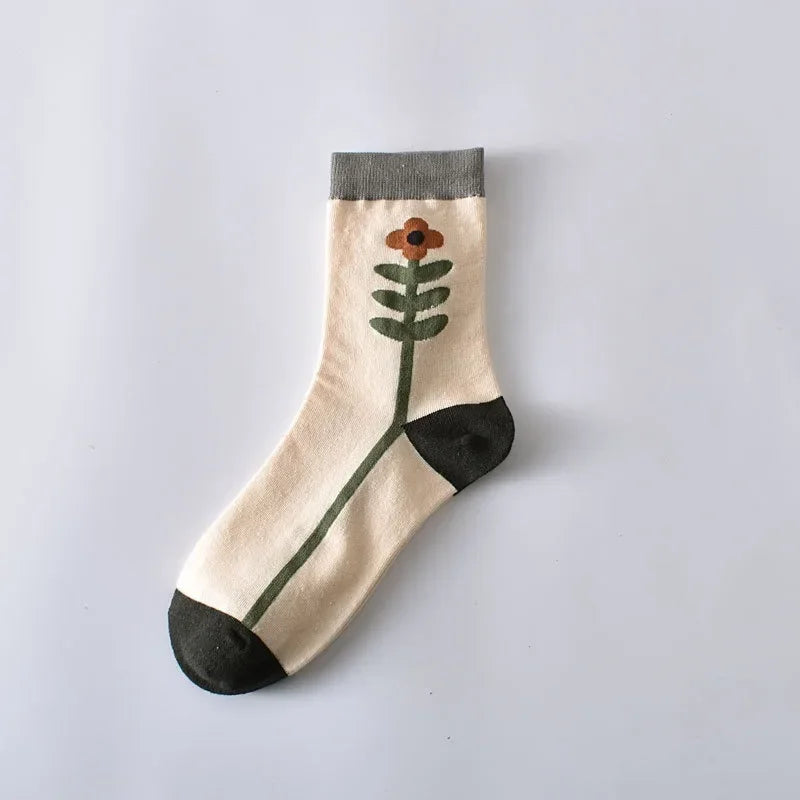 Bella Floral Diamond Grid Socks