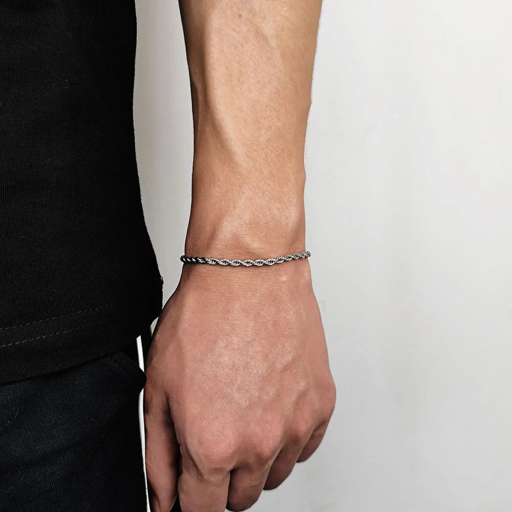 Brize Minimalist Bracelet