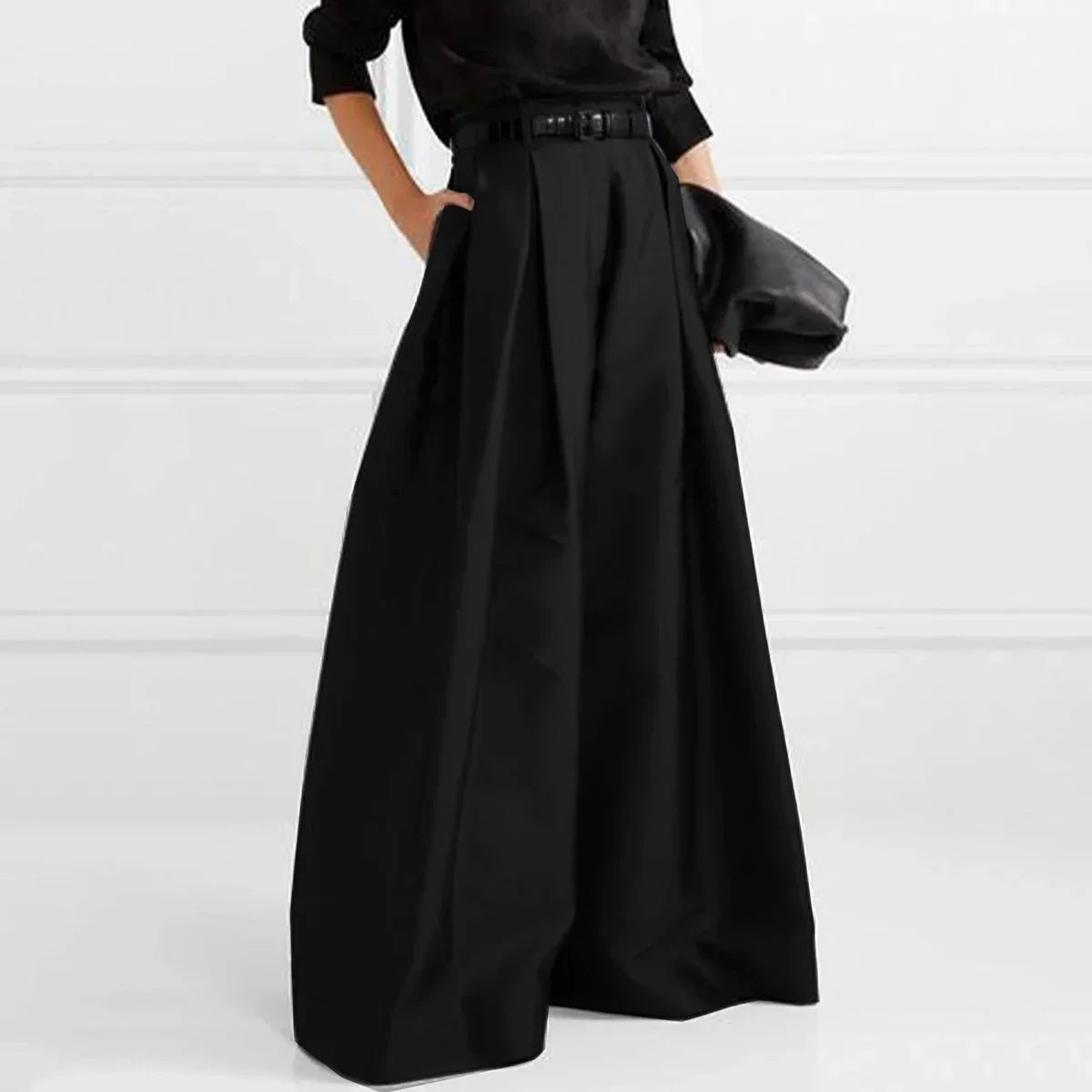 Wide-Leg Trousers black